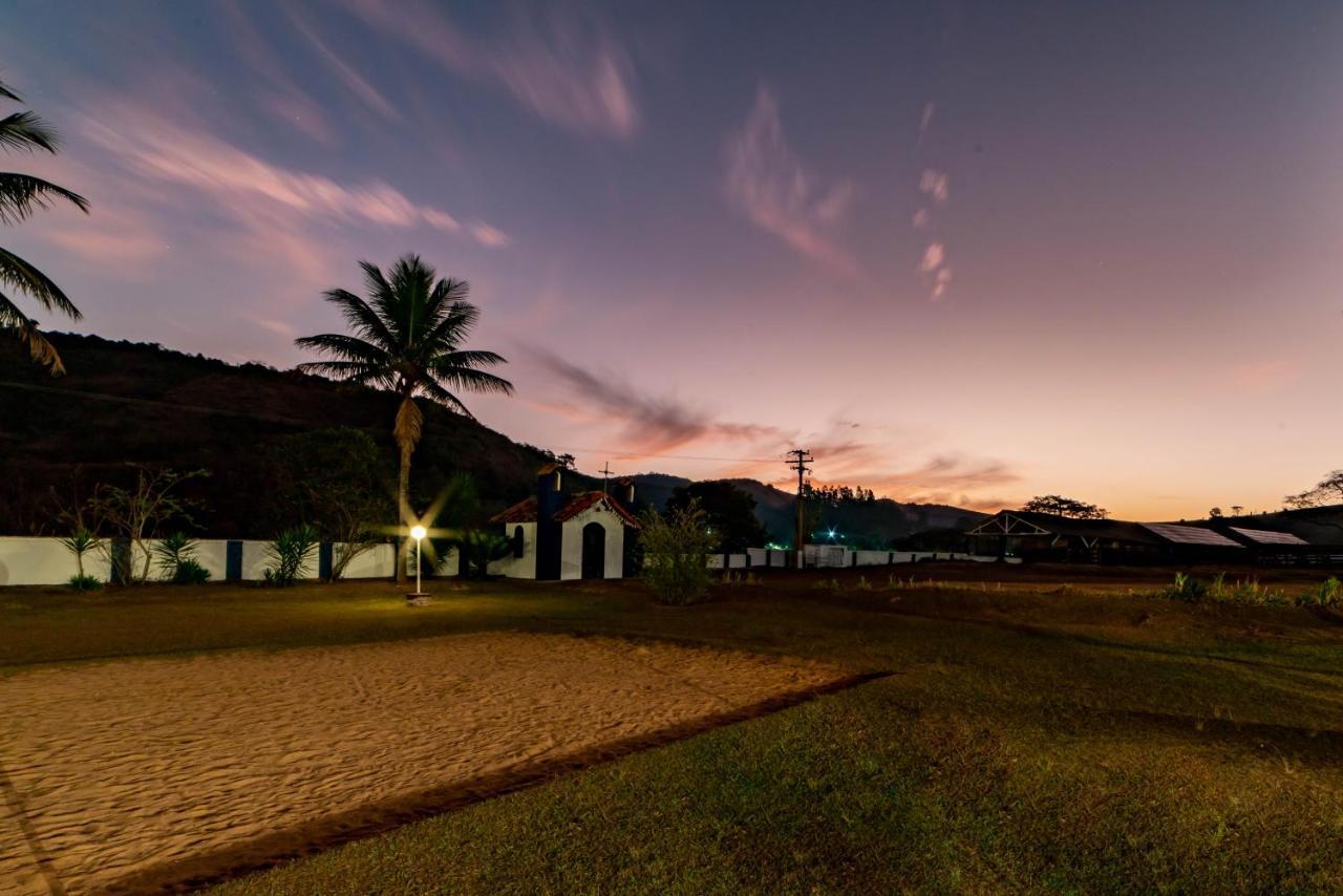 Hotel Fazenda Santa Helena Simão Pereira Exterior foto